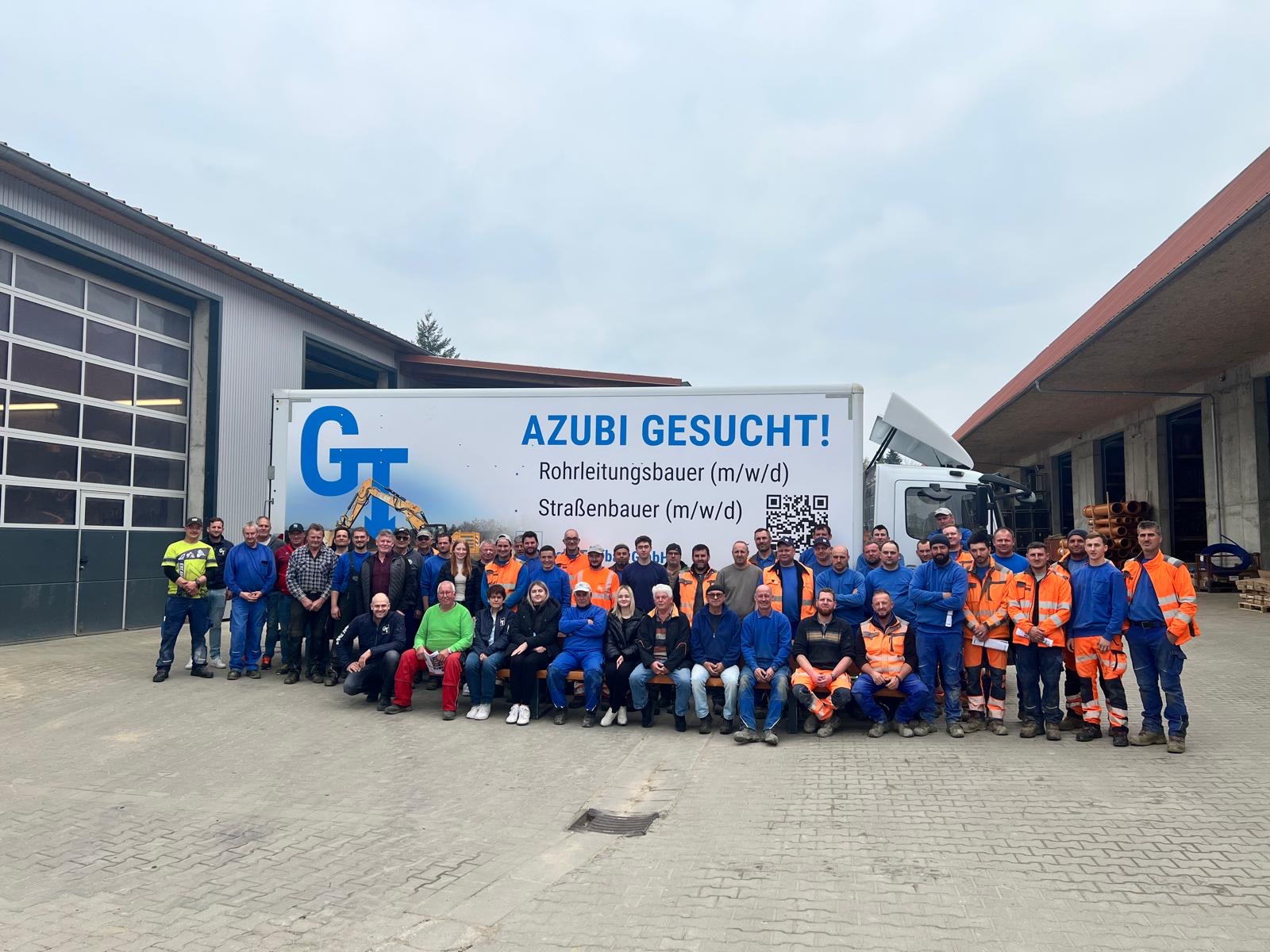 Gruppenbild des Teams von Geltl Tiefbau
